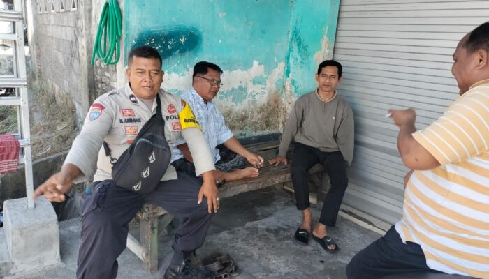 Sambang Warga, Bhabinkamtibmas Desa Songak Ajak Masyarakat Bersama Jaga Kamtibmas