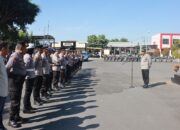 Ratusan Personel Polres Lotim Diterjunkan Amankan Pawai Ta’aruf HULTAH ke-91 NWDI, Situasi Kondusif