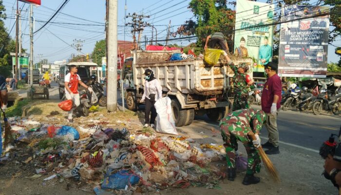Karya Bhakti Bersihkan Pasar Tanjung, Jaga Kenyamanan Warga