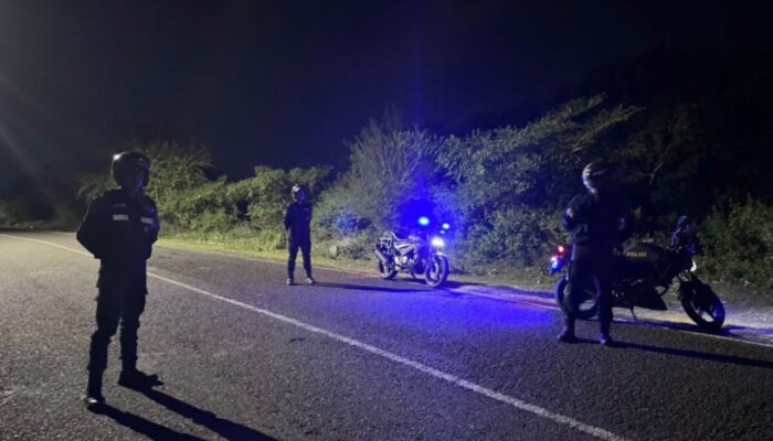 Cegah Balap Liar dan 3C, Sat Samapta Polres Sumbawa Gencarkan Patroli Blue Light di Jalur Samota