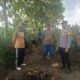 Tatap Muka di Tengah Ladang Jagung, Bhabinkamtibmas Polsek Tambakboyo Jalin Kedekatan Dengan Petani