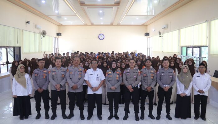 Antisipasi Kejahatan Siber, SMKN 2 Tuban Gelar Sosialisasi Etika Pemanfaatan AI
