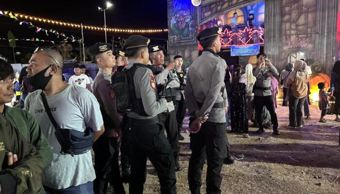 Sat Samapta Polres Bima Kota Laksanakan Pengamanan Pasar Malam di Kawasan Amahami