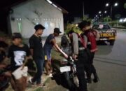 Patroli Dini Hari, Polisi Periksa Kendaraan Antisipasi Narkoba hingga Senpi dan Sajam