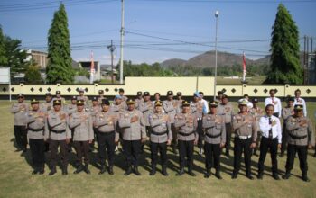 WUJUD APRESIASI DAN PERHATIAN PIMPINAN, KAPOLRES SUMBAWA BARAT BERIKAN REWARD KEPADA PERSONEL YANG BERULANG TAHUN