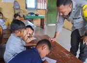 Pengabdian Tanpa Batas, Bhabinkamtibmas Polsek Tambora Jadi Guru Agama Hindu di SDN 02 Labuhan Kananga