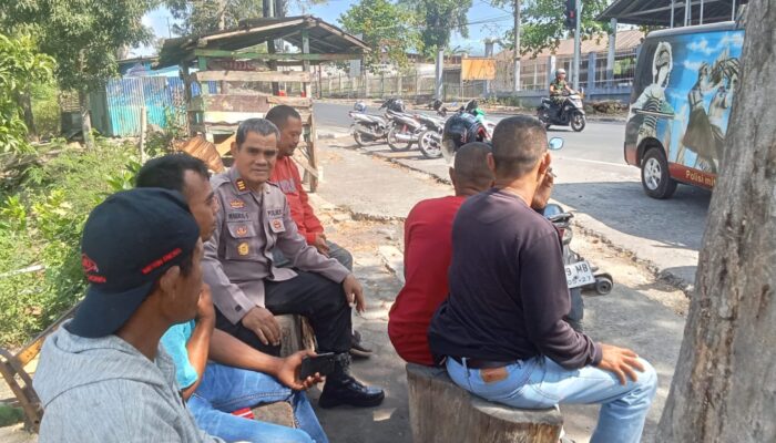 Sat Binmas Polres Dompu Sambangi Warga Sorisakolo dan Manggenae, Sampaikan Himbauan Kamtibmas dan Cegah Karhutla