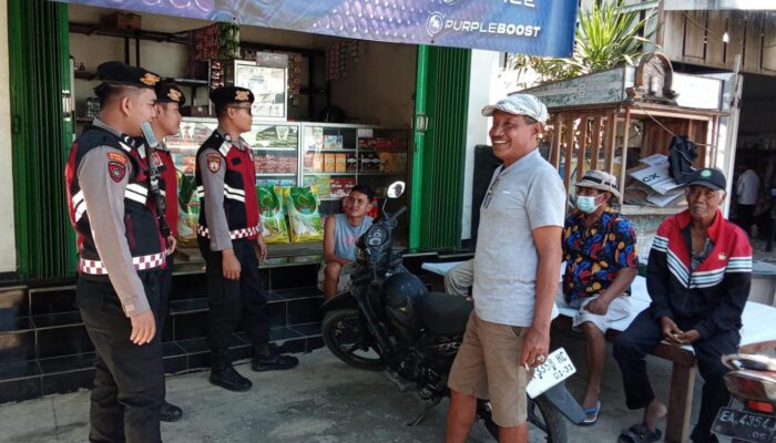 Patroli di Menala, Polisi Ajak Warga Perkuat Pengawasan Keluarga Cegah Gangguan Kamtibmas