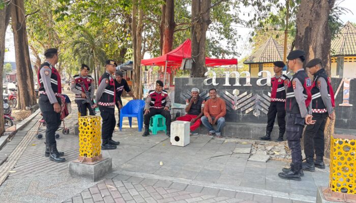 Patroli Dialogis, Sat Samapta Polres Bima Kota Sampaikan Imbauan Kamtibmas kepada Masyarakat