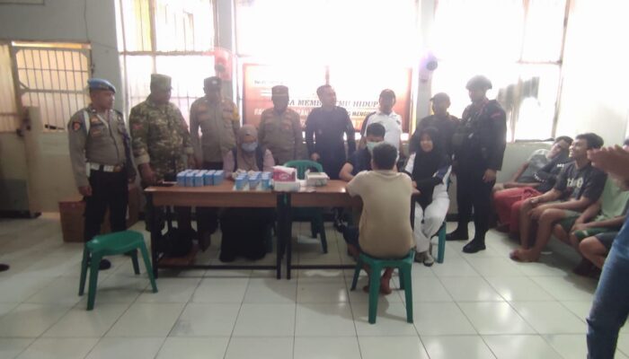 Polres Bima Kota Bersama Instansi Terkait Gelar Razia Gabungan dan Tes Urine di Rutan Raba Bima