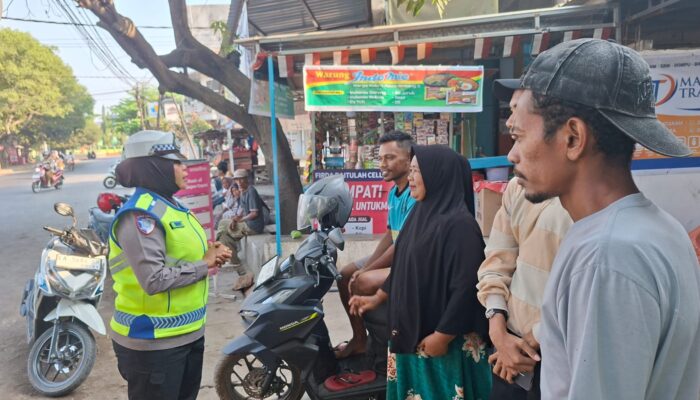 Sat Lantas Polres Bima Kota Sosialisasikan Keselamatan Berlalu Lintas kepada Masyarakat