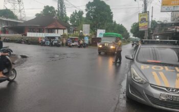 Personel Piket Jaga Polsek Suela Laksanakan Patroli dan Pengamanan Sore di Rest Area Suela