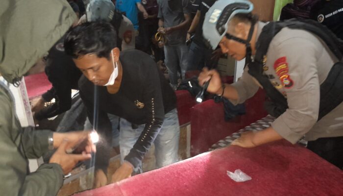 Polres Lombok Timur Gerebek Satu Kampung, Tujuh Orang Diamankan Petugas