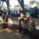 Momen Humanis HUT TNI, Babinsa Disuapi Siswi Pramuka
