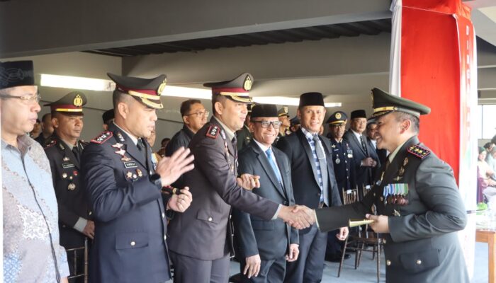 HUT ke-81 TNI, Kapolres Bima Kota Sampaikan Ucapan Selamat dan Apresiasi