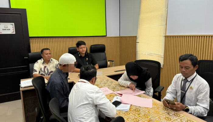 SATRESNARKOBA POLRES DOMPU LIMPahkan DUA TERSANGKA DAN BARANG BUKTI TAHAP II KE KEJARI DOMPU