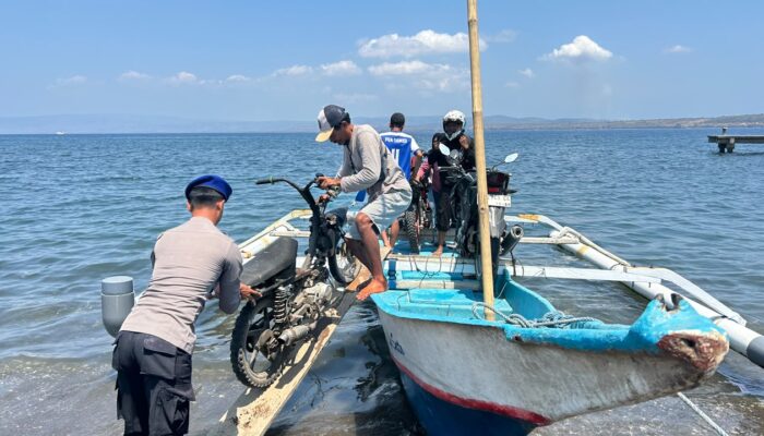 Sat Polairud Polres Dompu Hadir di Tengah Masyarakat, Bantu Nelayan dan Pantau Aktivitas Pelabuhan Calabai