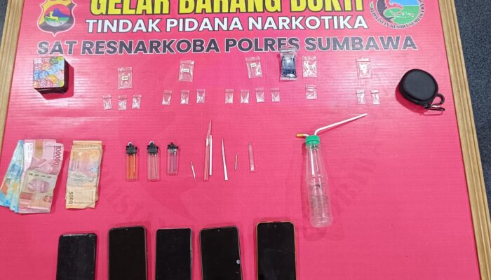 Kerap Edarkan Narkoba, Tim Opsnal Satresnarkoba Polres Sumbawa Amankan Dua Orang dan 13 Poket Sabu