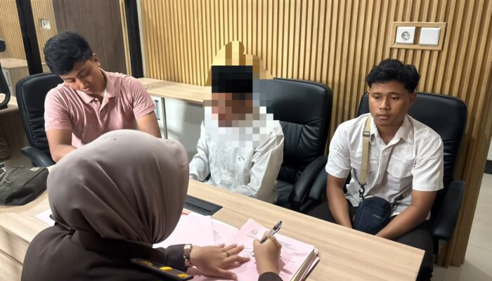 POLRES DOMPU LIMPAHKAN TERSANGKA KASUS PENGANIAYAAN MENGGUNAKAN SENJATA TAJAM KE KEJAKSAAN