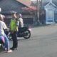 Sat Lantas Polres Dompu Gelar Strong Point Pagi, Wujudkan Kamseltibcarlantas yang Aman dan Lancar