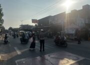 SAT LANTAS POLRES DOMPU GELAR STRONG POINT PAGI, WUJUDKAN KAMTIBCARLANTAS DAN KESELAMATAN PENGGUNA JALAN