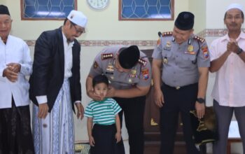 Lewat Program Subuh Keliling, Kapolresta Tuban Sosialisasi Call Center 110 hingga Bahaya Judi Online