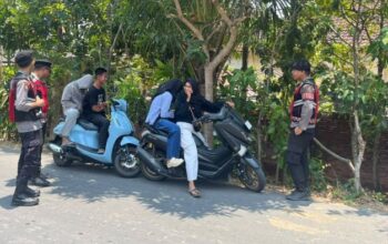 Sambangi Wilayah Telaga Bertong, Lewat Patroli Dialogis Polisi Ajak Warga Jaga Keamanan dan Ketertiban